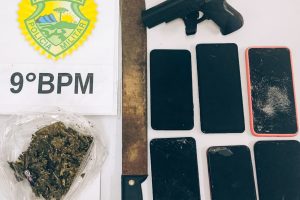 Rapaz é preso após denúncia de tráfico de drogas no Rio da Vaca