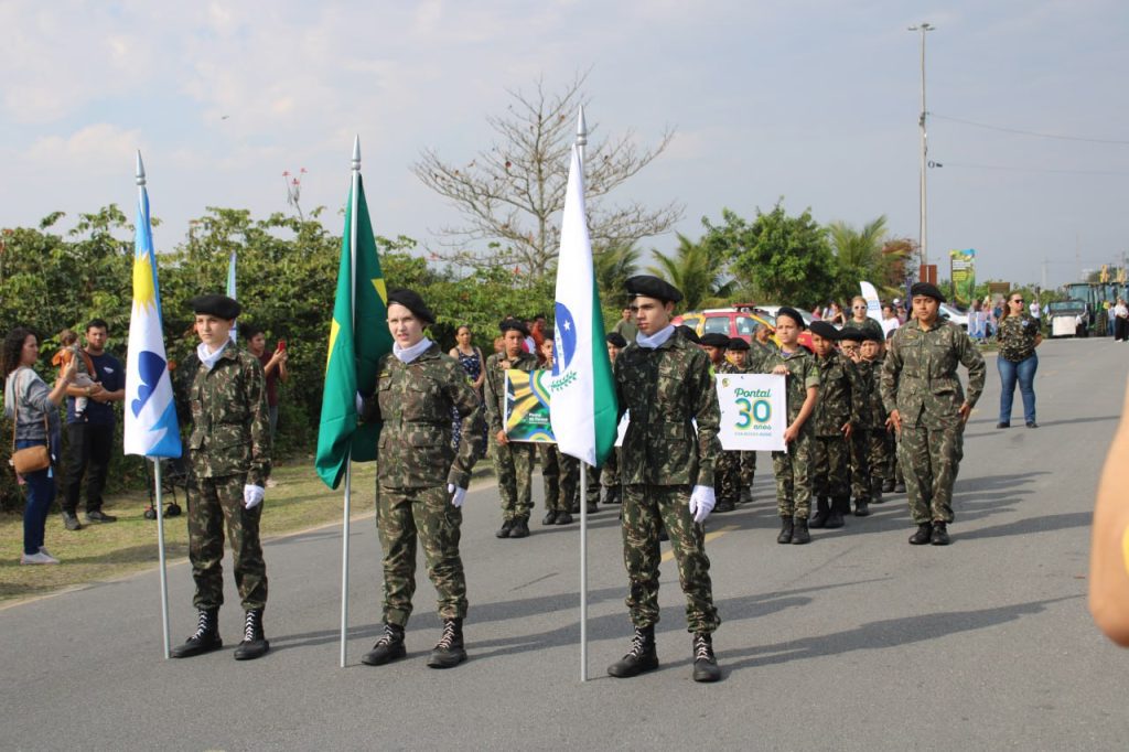 DESFILE PONTAL DO PARANA – FOTO PREFEITURA (11)
