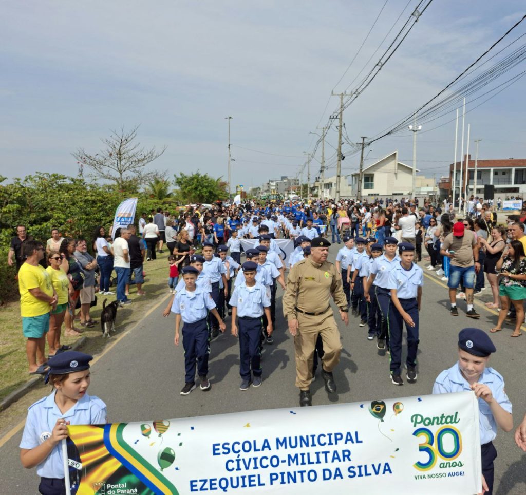DESFILE PONTAL DO PARANA – FOTO PREFEITURA (2)