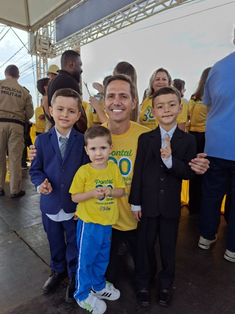 DESFILE PONTAL DO PARANA – FOTO PREFEITURA (5)