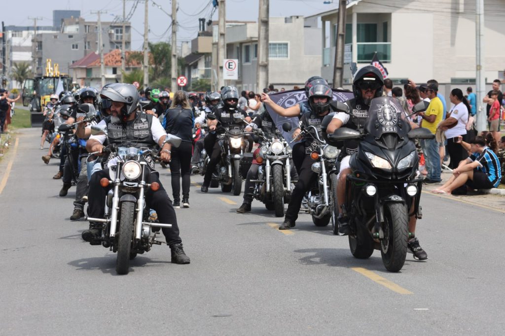 DESFILE PONTAL DO PARANA – FOTO PREFEITURA (6)