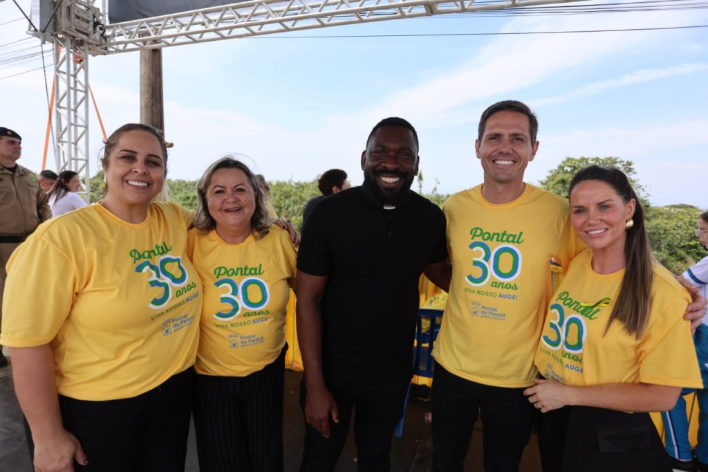 DESFILE PONTAL DO PARANA – FOTO PREFEITURA (8)