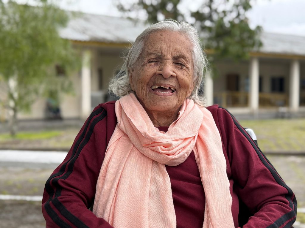 DONA EUNICE – 100 ANOS – ASILO