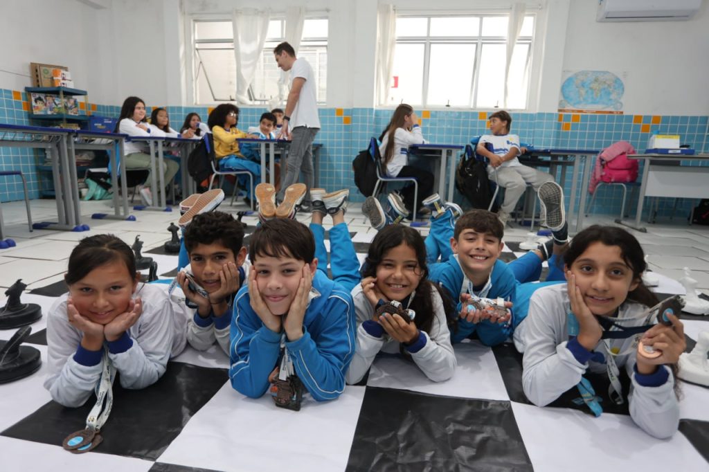 Estudantes também terão a oportunidade de disputar torneios em diferentes níveis. Foto: PMPPR/ Clovis Santos