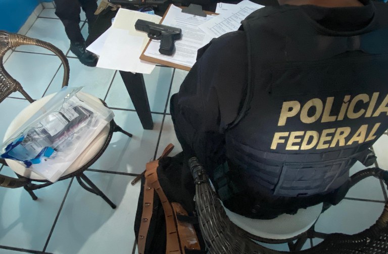 PF realiza operação contra tráfico internacional de drogas