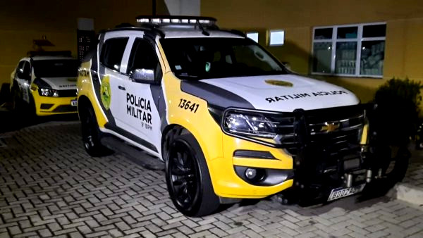 Motorista é preso em Paranaguá por adulterar placa de caminhão