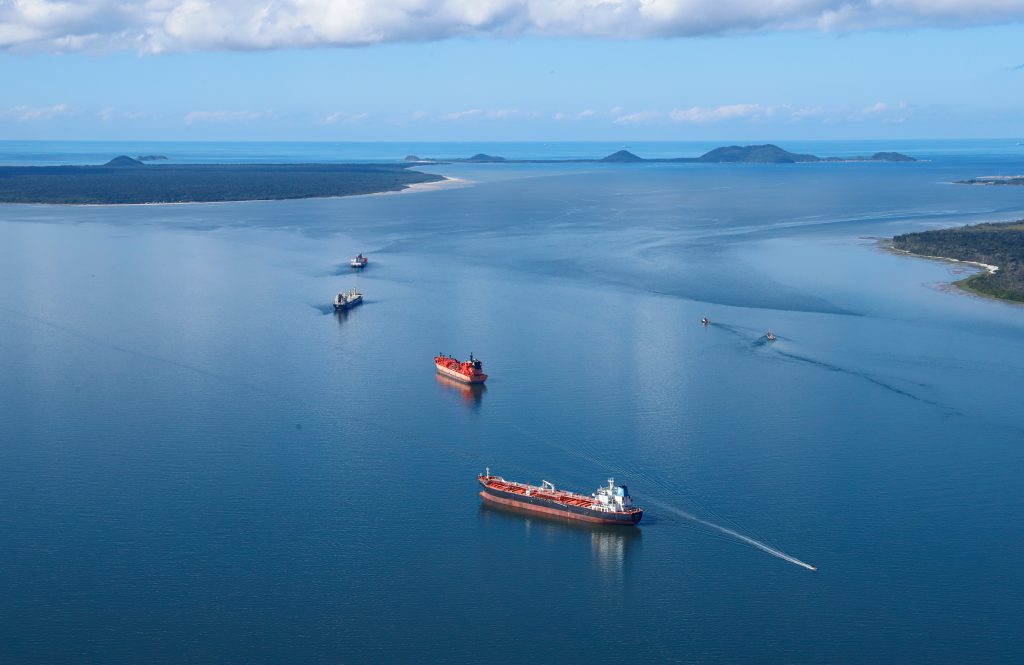 Com R$ 1,1 bi aprovado, Porto de Paranaguá se prepara para receber navios maiores e ganhar competitividade internacional.