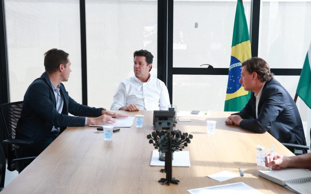 Rudão Gimenes e Guto Silva