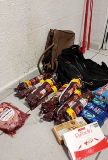 Apreensão carnes Paranaguá 2