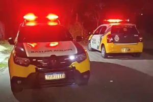 Mulher é ferida na cabeça após tiro em frente residência em Paranaguá