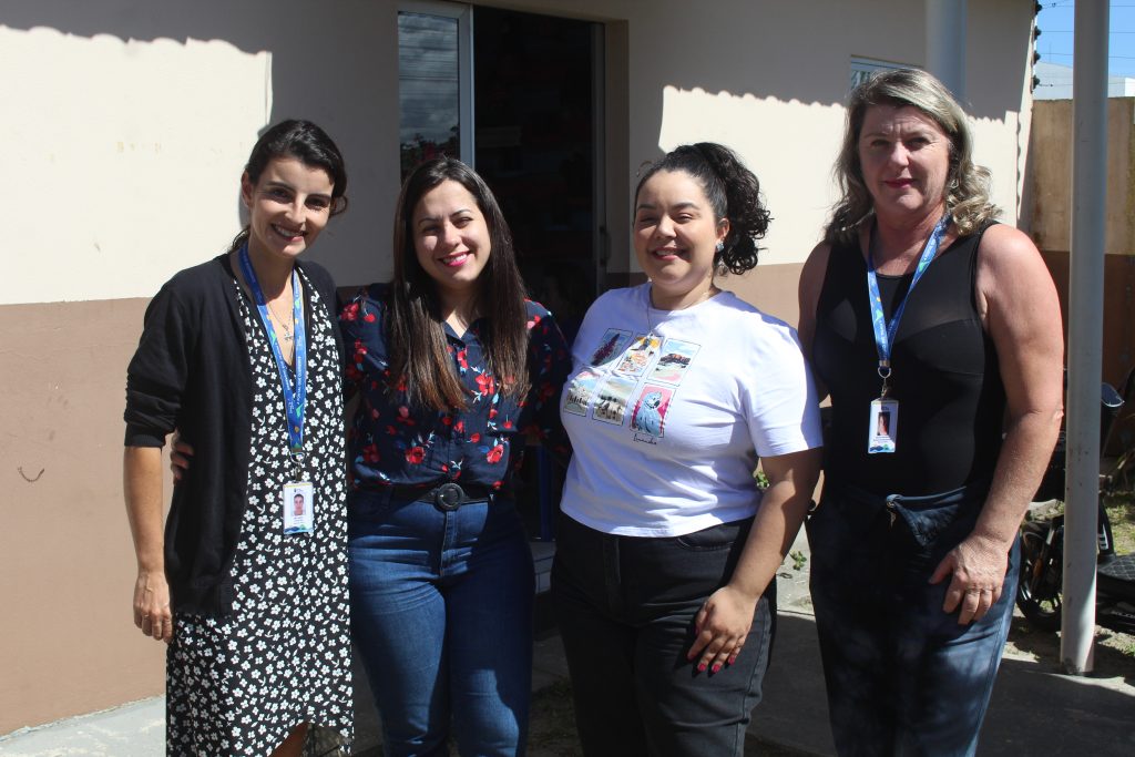 Odonto Móvel é utilizado para ações em áreas rurais e em ações especiais; veículo vai até as casas de moradores que não conseguem ir às UBSs e ao Hospital Municipal. Foto: Prefeitura de Antonina