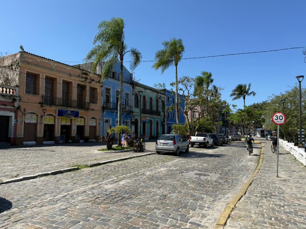 O Centro Histórico é tombado desde 2009 pelo Iphan, que acompanha o processo e pediu readequações ao projeto; sem a autorização do órgão, não tem como licitar a obra. Foto: Diogo Monteiro/JB Litoral