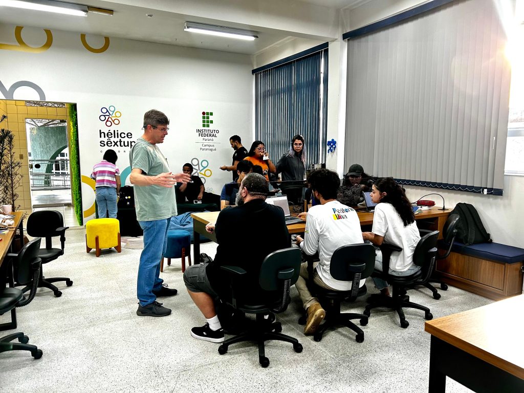 IFPR Campus Paranaguá tem incubadora de negócios e sala coworking há cerca de um ano com ampla participação da comunidade acadêmica. Foto: Giovanna Zela das Neves/IFPR Paranaguá