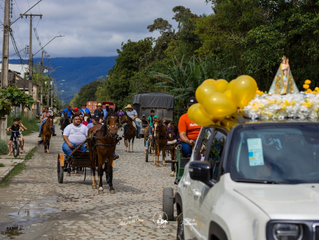 A 11ª Cavalgada da Fé marcou a abertura oficial das romarias, onde os cerca de 100 cavaleiros percorreram aproximadamente 20 km. Foto: Santuário Estadual N Sra. do Rocio