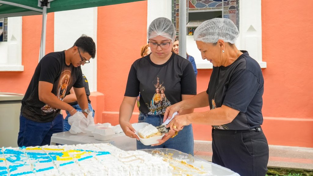 BOLO DA PADROEIRA – FOTO SANTUARIO DO ROCIO (15)