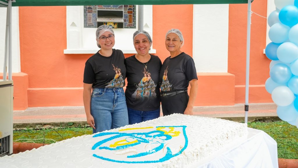 BOLO DA PADROEIRA – FOTO SANTUARIO DO ROCIO (4)