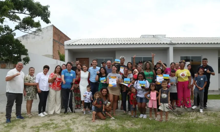 CASAS PONTAL DO PARANA