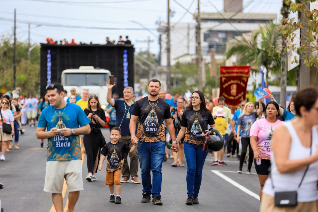 Procissão Solene de Nossa Senhora do Rocio lotou ruas de Paranaguá em manifestação de fé à Padroeira do Paraná. Foto: Santuário Estadual Nossa Senhora do Rocio