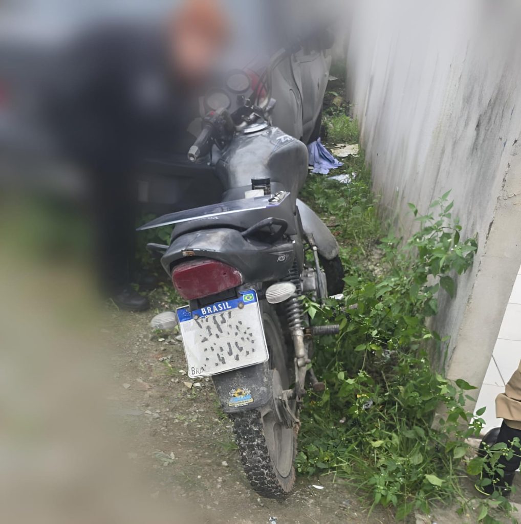 Moto apreendida pela PM 1