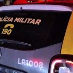Homem é flagrado com peça de carne dentro da calça ao sair de supermercado