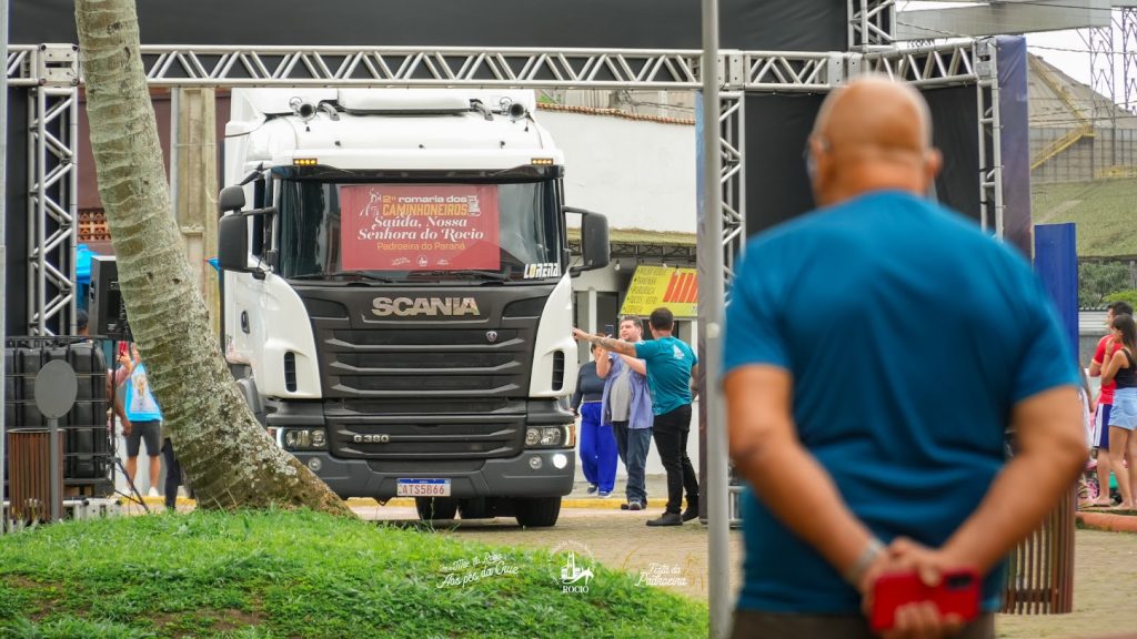 ROMARIA DOS CAMINHONEIROS – FOTO SANTUARIO DO ROCIO (1)