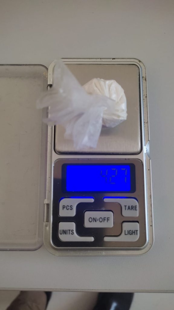 Ação conjunta prende suspeito de tráfico de drogas em Paranaguá 4