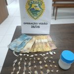 Homem é flagrado com drogas após resistir à abordagem da PM em Matinhos