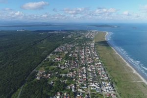 Pontal do Paraná nasceu do desmembramento do Município de Paranaguá, criado pela Lei n.º 11.252 de 20 de dezembro de 1995. Foto: Câmara Municipal de Pontal do Paraná
