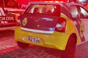 Homem é preso em Matinhos por agredir esposa e genro com faca