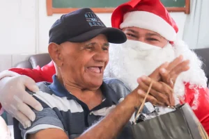 NATAL LAR DOS IDOSOS – Foto Maria Heiffer JB Litoral (2)