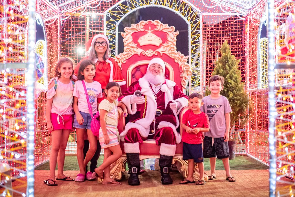 PAPAI NOEL 12.12.25 – Foto Prefeitura de Paranaguá