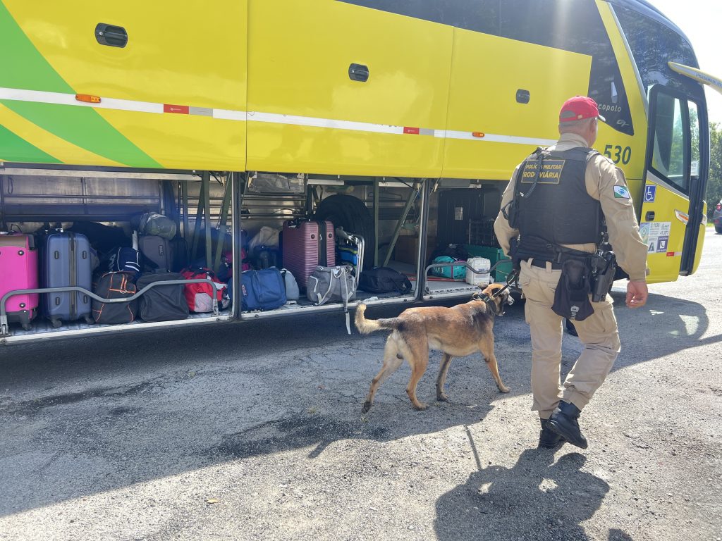 Polícia Militar Rodoviária PR 4