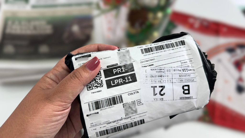 descarte encomenda – Foto JB Litoral