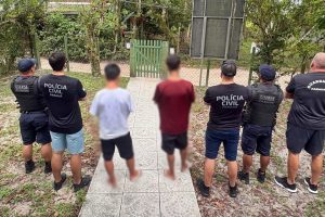 Adolescentes suspeitos de envolvimento em homicídio são apreendidos na Ilha do Mel