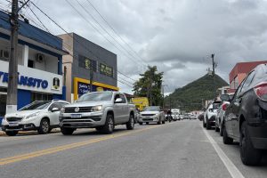 CARROS MATINHOS – IPVA – TRANSITO – FOTO JB LITORAL (5)
