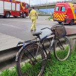Ciclistta morre após ser atingindo por caminhão-baú na BR-277