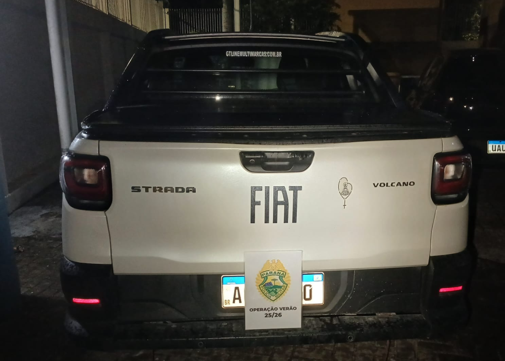 PM recupera carro em Matinhos