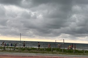 PREVISAO DO TEMPO – NUBLADO – PRAIA – FOTO JB LITORAL (1)