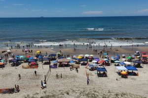 SOL – CALOR – PRAIA – Fotos Kauhê Prieto Paraná Praia