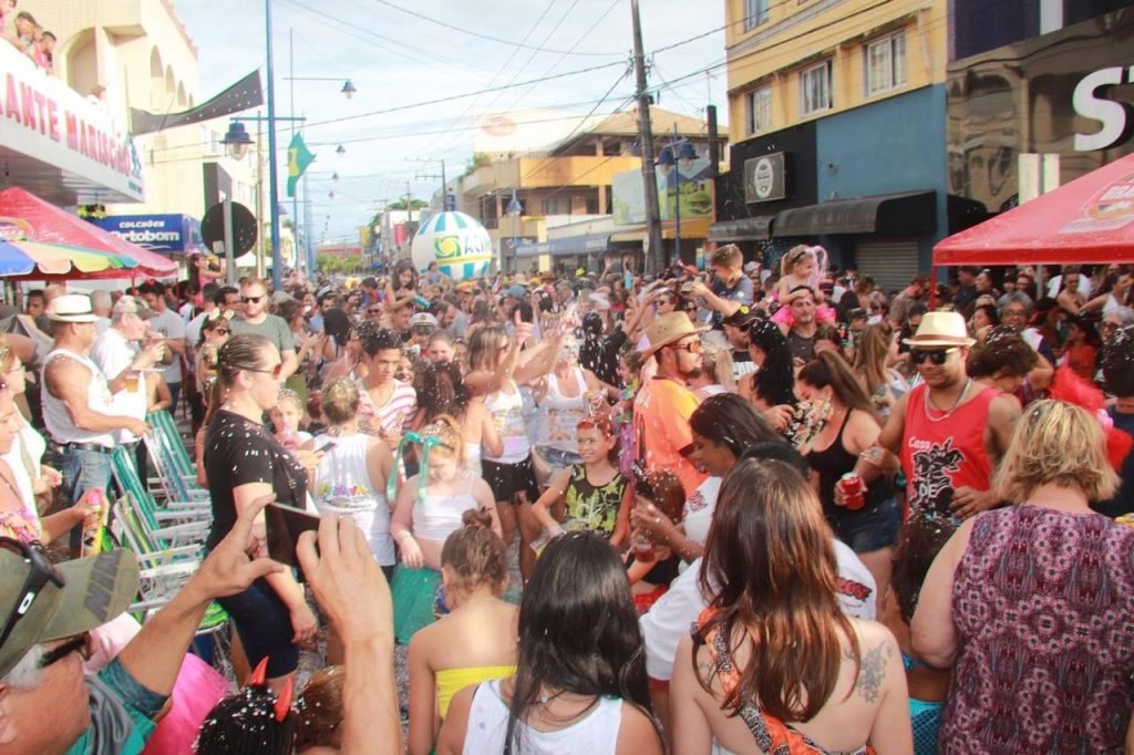 Matinhos mostra que o Carnaval é um assunto levado a sério, coroando uma administração que trabalha para melhorar a qualidade de vida da população.