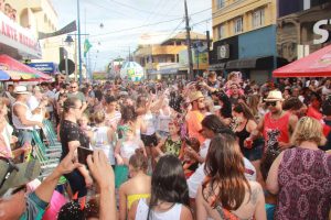 Matinhos mostra que o Carnaval é um assunto levado a sério, coroando uma administração que trabalha para melhorar a qualidade de vida da população.