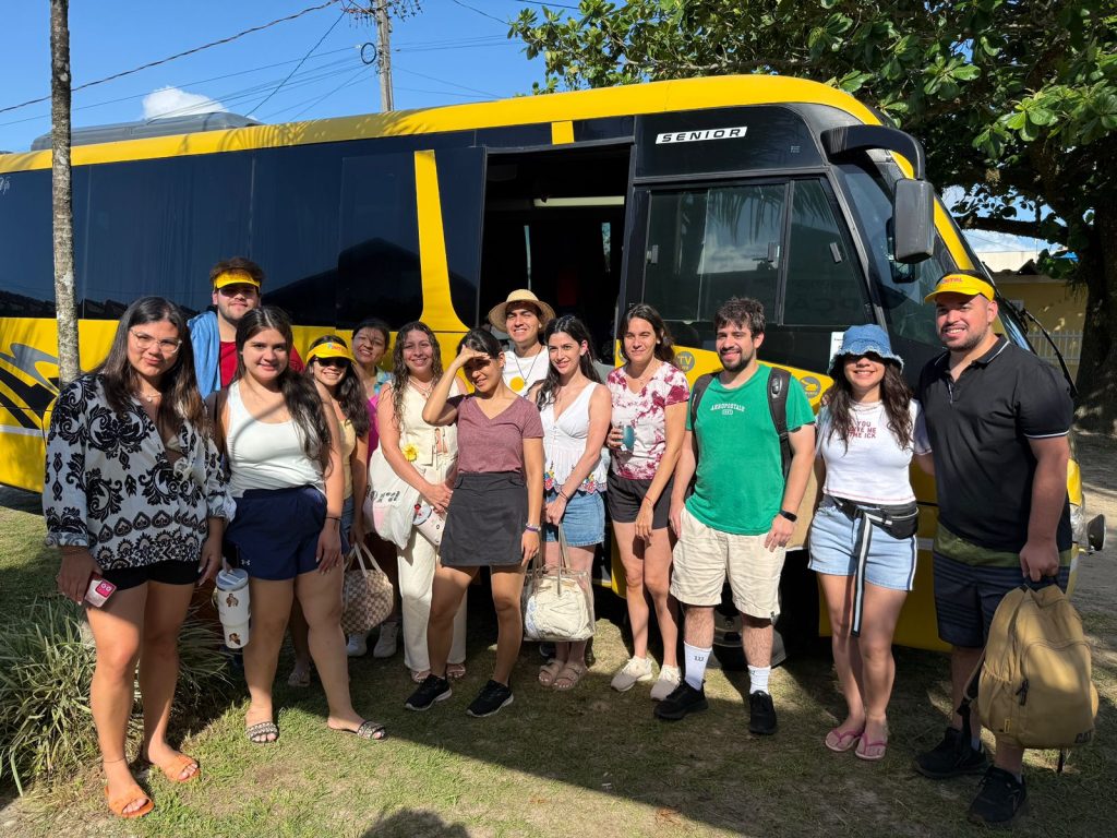 foto 1 jb litoral pontal do parana turistas estrangeiros (2)