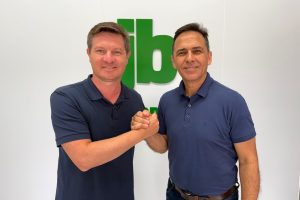 foto 1 santin roveda e adriano ramos visita jb