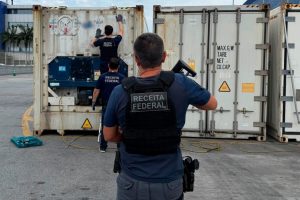 APREENSAO DROGA PARANAGUA