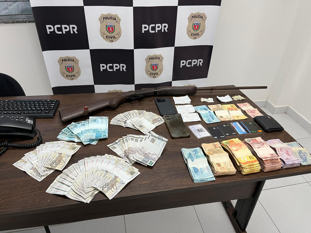 Apreensão Arma e dinheiro em Matinhos Polícia Civil