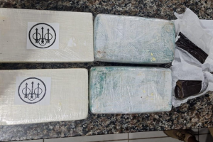 Passageiro de aplicativo é flagrado com cocaína e crack durante fiscalização em Morretes