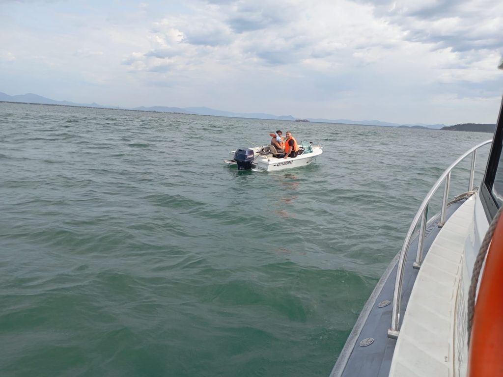 Barco a deriva 1