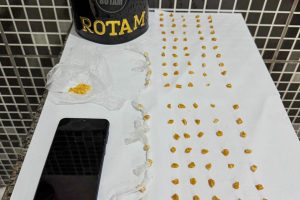 Homem é preso com 114 pedras de crack em Antonina