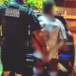 Homem preso por ameaçar a filha de 13 anos