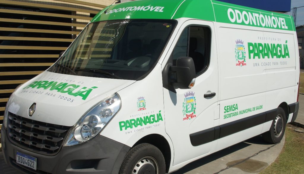 ODONTOMOVEL – PREFEITURA DE PARANAGUÁ – Foto Farpa Gomes Prefeitura de Paranaguá.jpg